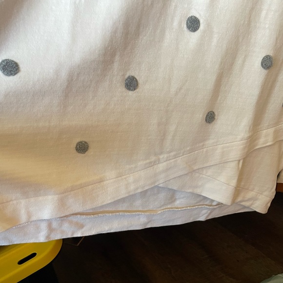 LOFT Cream with Gray Dots Tulip Hem Sweatshirt - Picture 4 of 6